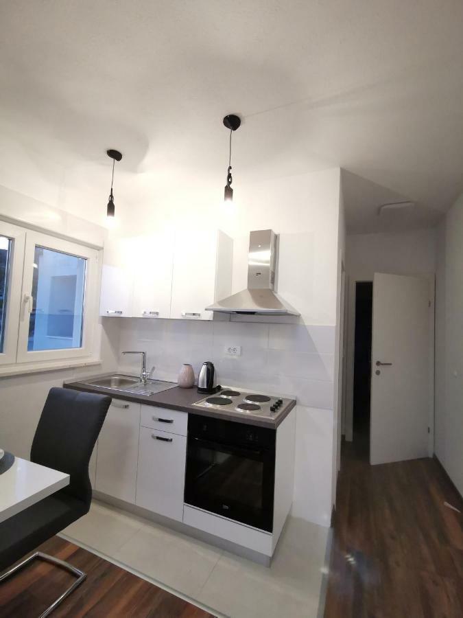 מאקרסקה Charming Studio - Apartment מראה חיצוני תמונה