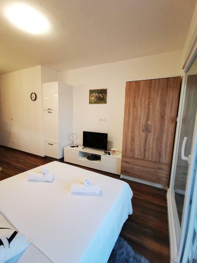 מאקרסקה Charming Studio - Apartment מראה חיצוני תמונה